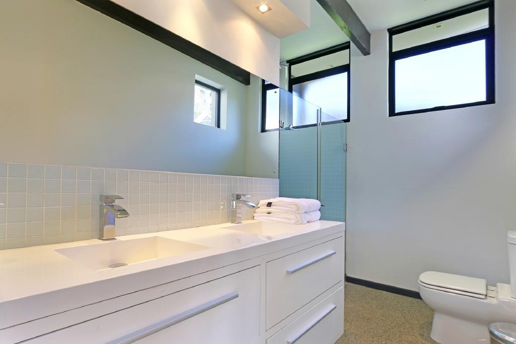 Villa Aqua By Totalstay Fokváros Kültér fotó